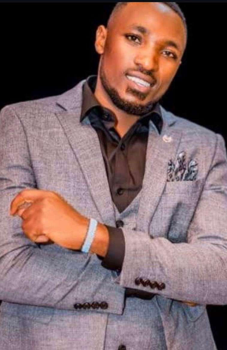 Founder & CEO — Dolly & Divin Paints Ltd